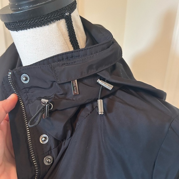 Michael Kors black button/buckle rain jacket with hood - Picture 5 of 9